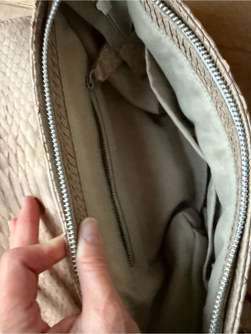 Beige real Python Chain Shoulder Bag - Picture 7 of 7
